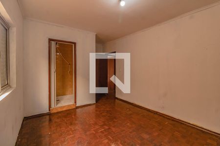 Casa à venda com 600m², 3 quartos e 3 vagas Casa à venda com 600m², 3 quartos e 3 vagasQuarto 2