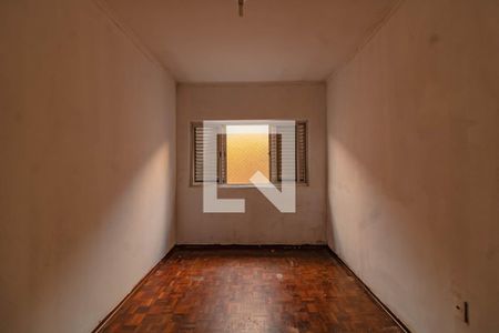 Casa à venda com 600m², 3 quartos e 3 vagas Casa à venda com 600m², 3 quartos e 3 vagasQuarto 3