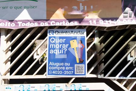 Casa à venda com 180m², 3 quartos e 2 vagas Casa à venda com 180m², 3 quartos e 2 vagasPlaca