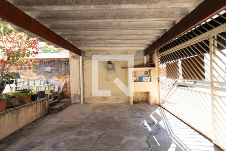 Casa à venda com 180m², 3 quartos e 2 vagas Casa à venda com 180m², 3 quartos e 2 vagasGaragem