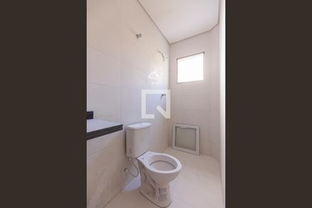 Apartamento à venda com 101m², 2 quartos e 1 vaga Apartamento à venda com 101m², 2 quartos e 1 vagaBanheiro da Suite