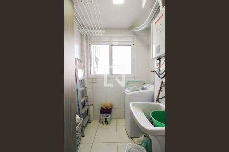 Apartamento à venda com 64m², 2 quartos e 1 vaga Apartamento à venda com 64m², 2 quartos e 1 vagaÁrea de Serviço