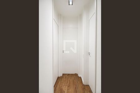 Apartamento à venda com 64m², 2 quartos e 1 vaga Apartamento à venda com 64m², 2 quartos e 1 vagaCorredor