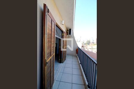 Casa à venda com 219m², 3 quartos e 2 vagasVaranda da Suíte 1 