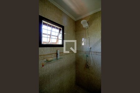 Casa à venda com 219m², 3 quartos e 2 vagasBanheiro da Suíte 1