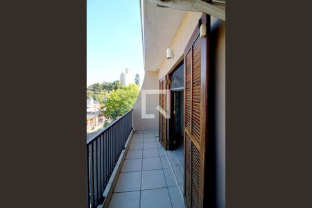 Casa à venda com 219m², 3 quartos e 2 vagasVaranda da Suíte 1 