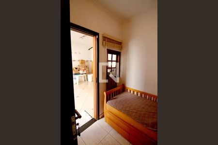 Casa à venda com 219m², 3 quartos e 2 vagasQuarto de Serviço