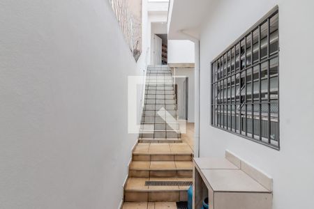 Casa à venda com 143m², 3 quartos e 2 vagas Casa à venda com 143m², 3 quartos e 2 vagasCorredor Lateral