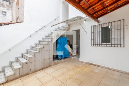 Casa à venda com 143m², 3 quartos e 2 vagas Casa à venda com 143m², 3 quartos e 2 vagasQuintal