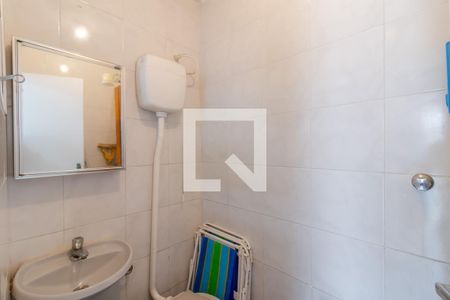 Casa à venda com 143m², 3 quartos e 2 vagas Casa à venda com 143m², 3 quartos e 2 vagasBanheiro de Serviço