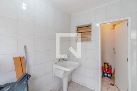 Casa à venda com 143m², 3 quartos e 2 vagas Casa à venda com 143m², 3 quartos e 2 vagasÁrea de Serviço