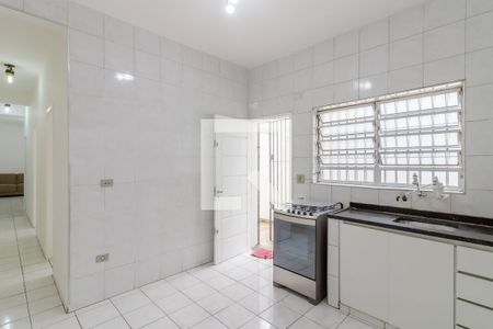 Casa à venda com 143m², 3 quartos e 2 vagas Casa à venda com 143m², 3 quartos e 2 vagasCozinha