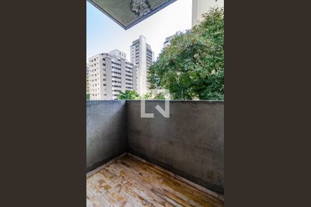Apartamento à venda com 170m², 3 quartos e 2 vagasVaranda