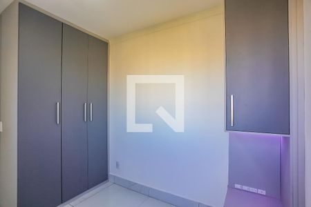 Quarto 1 de apartamento para alugar com 2 quartos, 36m² em Paraíso do Morumbi, São Paulo