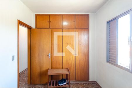 Casa à venda com 138m², 3 quartos e 2 vagas Casa à venda com 138m², 3 quartos e 2 vagasQuarto 2