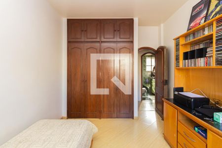 Apartamento à venda com 180m², 4 quartos e 2 vagas Apartamento à venda com 180m², 4 quartos e 2 vagasQuarto 4