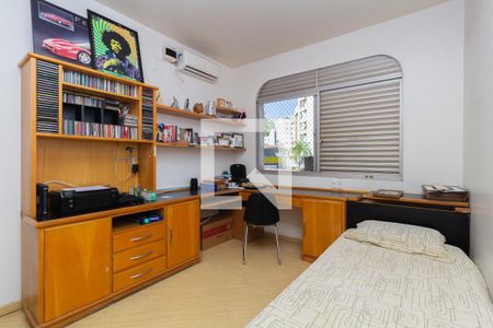 Apartamento à venda com 180m², 4 quartos e 2 vagas Apartamento à venda com 180m², 4 quartos e 2 vagasQuarto 4