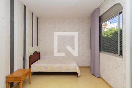 Apartamento à venda com 180m², 4 quartos e 2 vagas Apartamento à venda com 180m², 4 quartos e 2 vagasQuarto 3