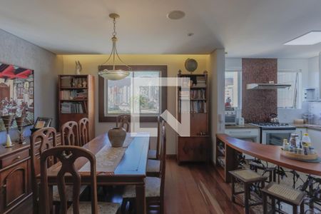 Apartamento à venda com 240m², 4 quartos e 2 vagasCozinha