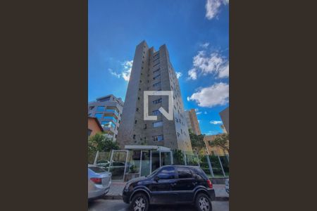 Apartamento à venda com 240m², 4 quartos e 2 vagasFachada