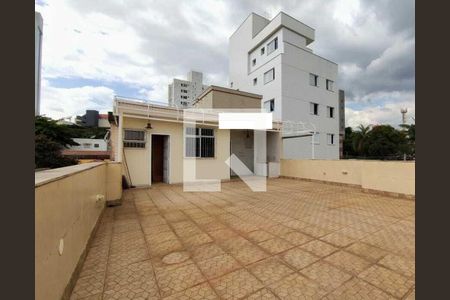 Apartamento à venda com 302m², 5 quartos e 5 vagasTerraço
