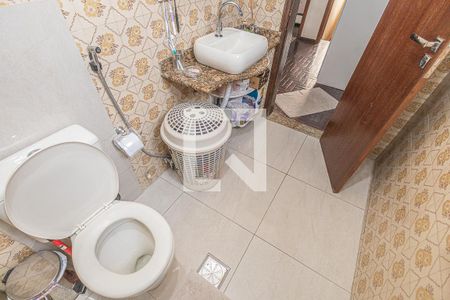 Casa à venda com 400m², 4 quartos e 2 vagasBanheiro
