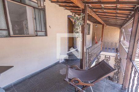 Casa à venda com 400m², 4 quartos e 2 vagasVaranda