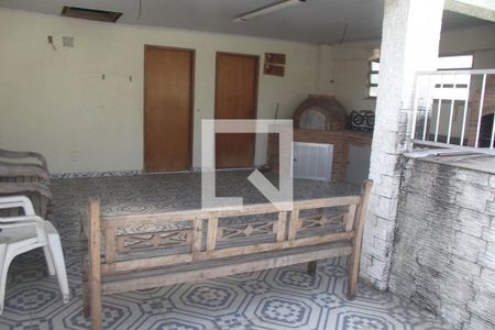 Casa à venda com 206m², 5 quartos e 2 vagasQuintal