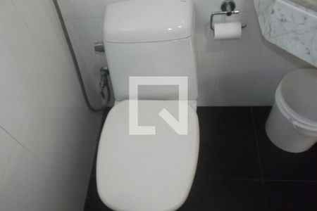 Casa à venda com 206m², 5 quartos e 2 vagasBanheiro