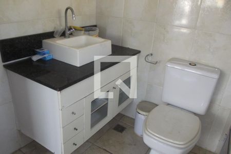 Casa à venda com 206m², 5 quartos e 2 vagasBanheiro