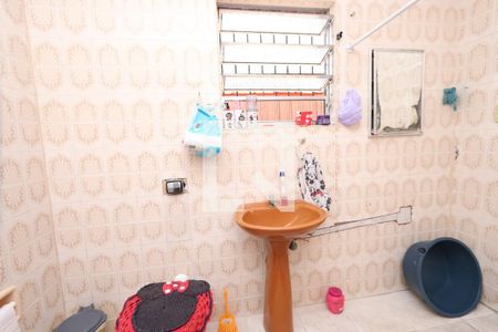 Casa à venda com 250m², 1 quarto e 1 vaga Casa à venda com 250m², 1 quarto e 1 vagaBanheiro