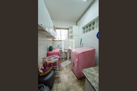 Casa à venda com 425m², 4 quartos e 4 vagasÁrea de serviço