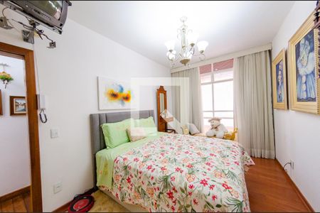 Casa à venda com 425m², 4 quartos e 4 vagasQuarto 1