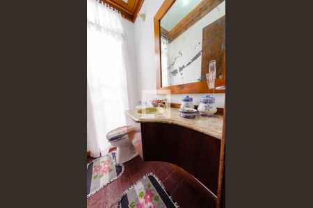 Casa à venda com 425m², 4 quartos e 4 vagasLavabo