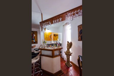 Casa à venda com 425m², 4 quartos e 4 vagasSala 2