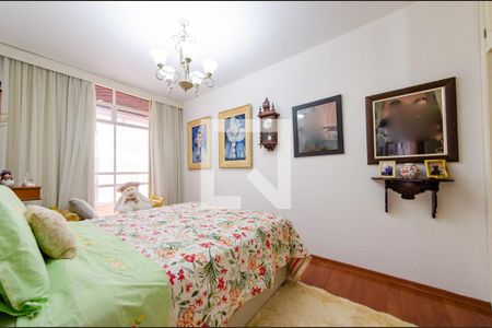 Casa à venda com 425m², 4 quartos e 4 vagasQuarto 1