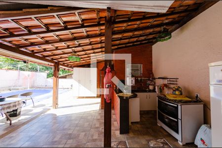 Casa à venda com 425m², 4 quartos e 4 vagasÁrea externa