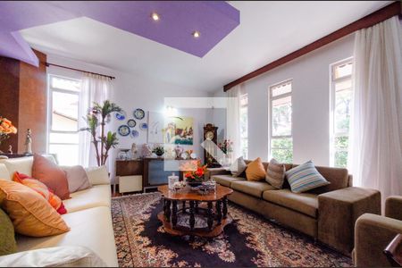 Casa à venda com 425m², 4 quartos e 4 vagasSala 2