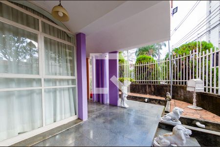 Casa à venda com 425m², 4 quartos e 4 vagasÁrea