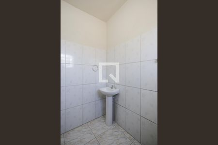 Banheiro de casa para alugar com 1 quarto, 40m² em Vila Santa Maria, São Paulo