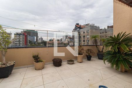 Apartamento para alugar com 200m², 3 quartos e 2 vagasVaranda