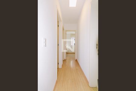 Apartamento à venda com 74m², 3 quartos e 2 vagasCorredor