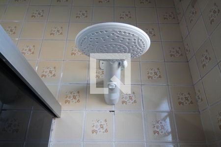 Casa à venda com 196m², 3 quartos e 4 vagasChuveiro