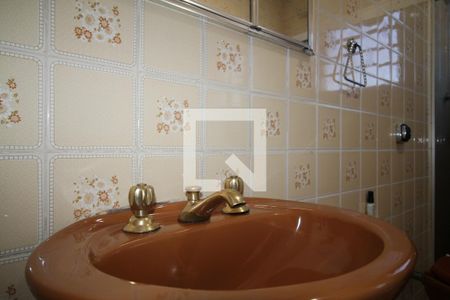 Casa à venda com 196m², 3 quartos e 4 vagasBanheiro - pia