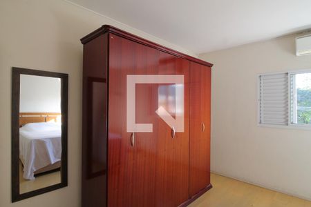 Casa à venda com 196m², 3 quartos e 4 vagasQuarto 1  