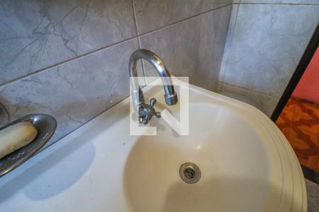 Casa à venda com 378m², 4 quartos e 2 vagasBanheiro