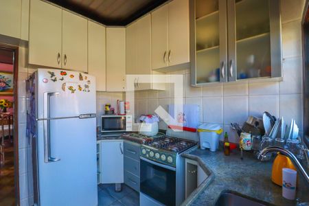 Casa à venda com 378m², 4 quartos e 2 vagasCozinha e Área de Serviço