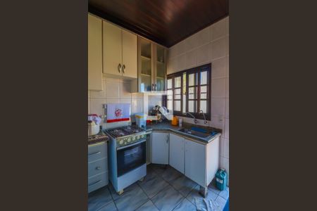 Casa à venda com 378m², 4 quartos e 2 vagasCozinha e Área de Serviço