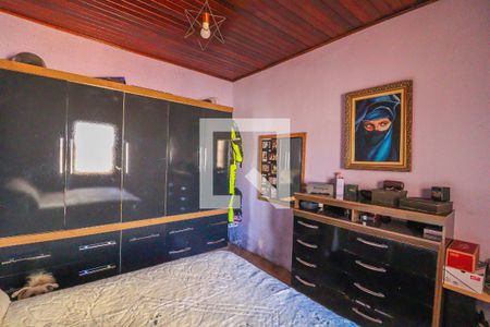 Casa à venda com 378m², 4 quartos e 2 vagasQuarto 2