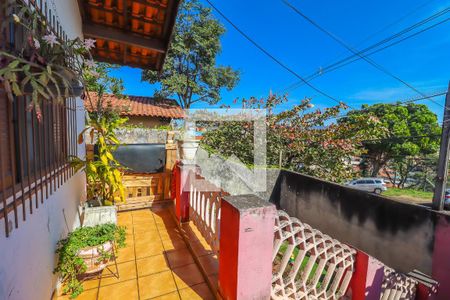 Casa à venda com 378m², 4 quartos e 2 vagasTerraço